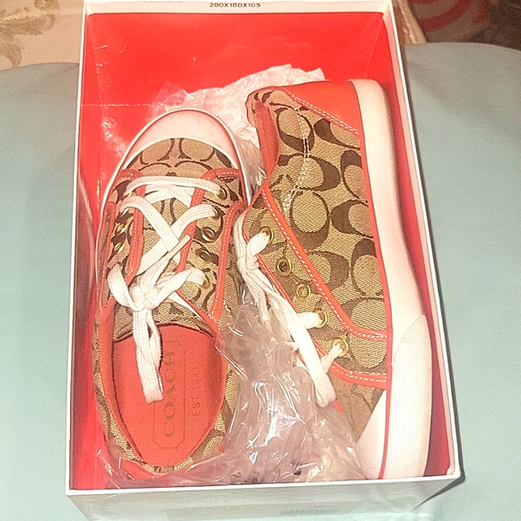 LNIB Authentic Coach sneakers canvas print Sz 7 - Picture 3 of 6